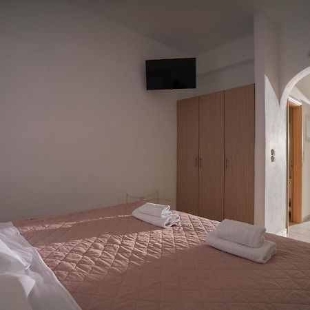 Casa Nostra Mykonos Boutique Rooms & Studios Glastros  ภายนอก รูปภาพ